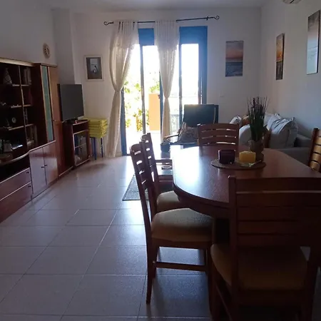 Daire Beach Apartment *